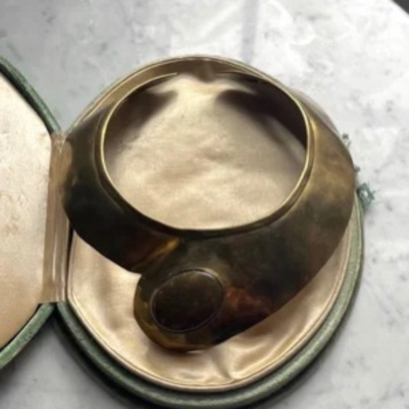 VINTAGE BRASS NATURAL STONE CABOCHON SCULPTURAL COLLAR NECKLACE - Picture 3 of 4